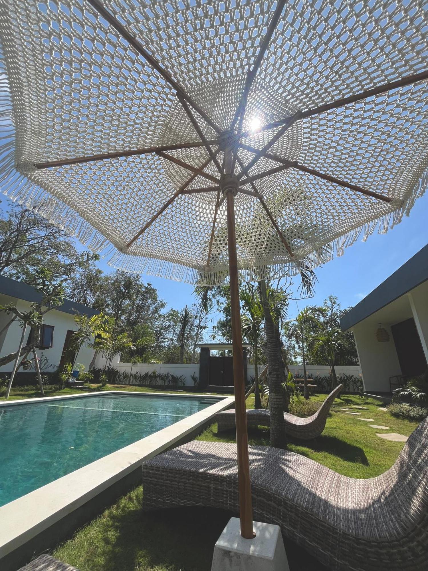 Tropical Almond Villa Uluwatu Exterior foto